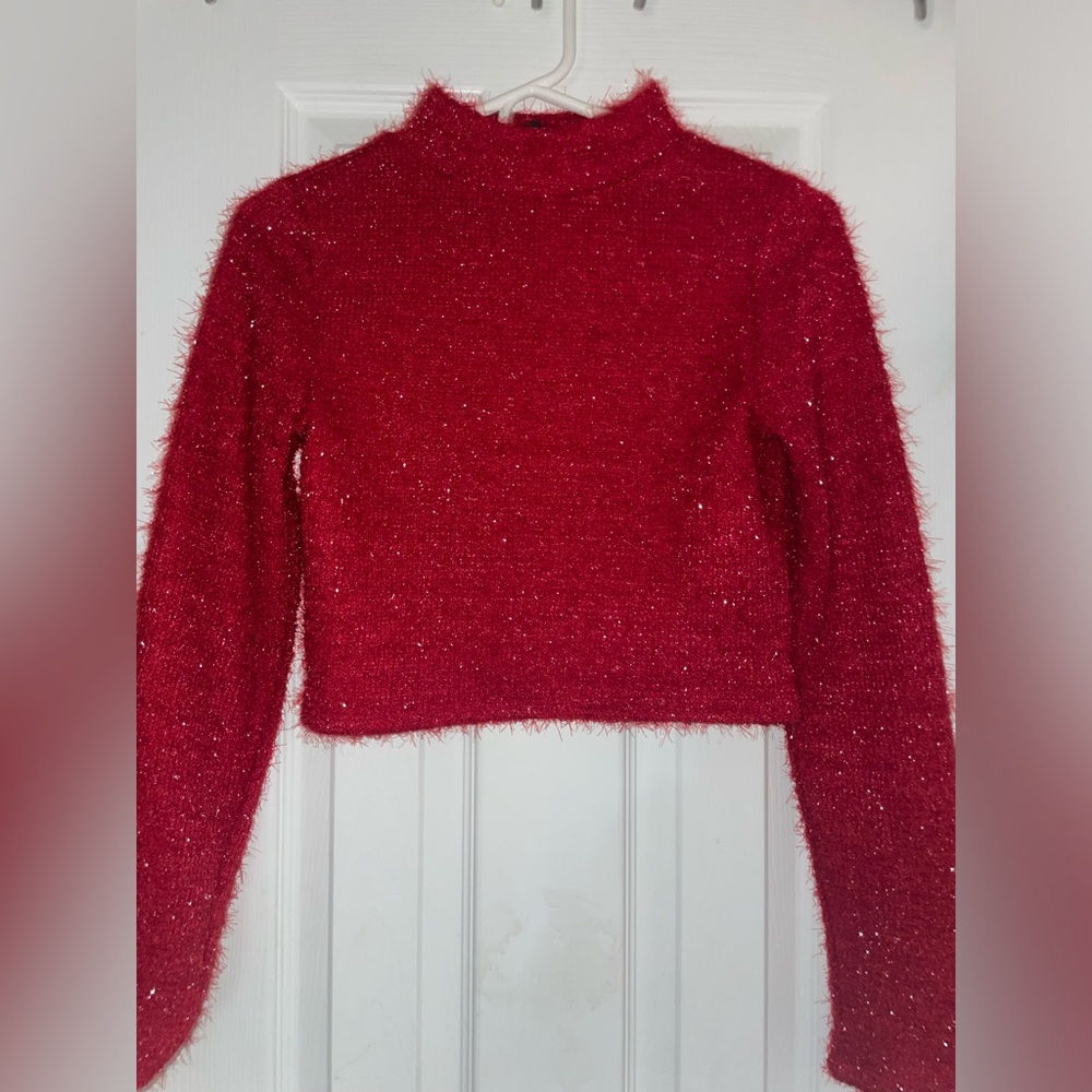 H&M Red Fuzzy Crop Top